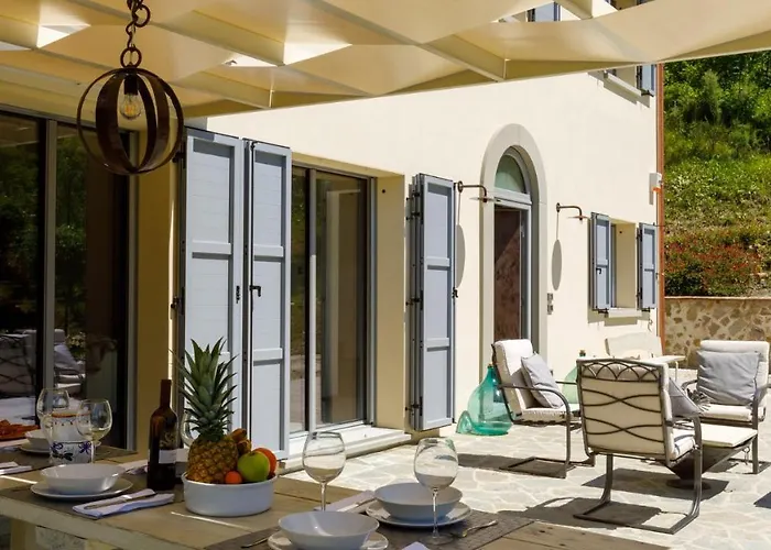 Mia 6, Emma Willa Mercato Saraceno