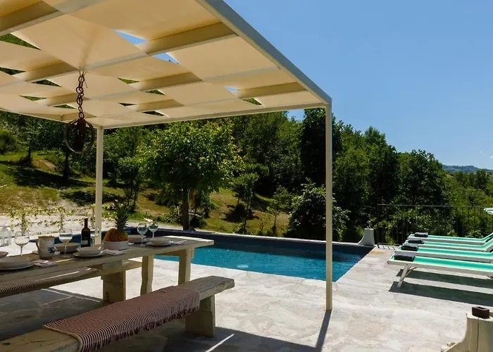 Mia 6, Emma Mercato Saraceno